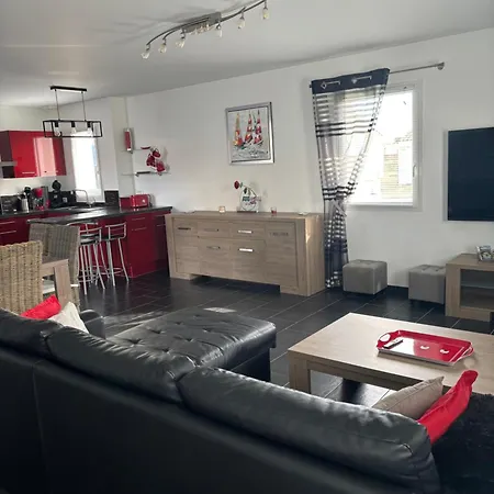 Maison 6p Plage-foret -village A Pieds Ou Velos Hotel 3*